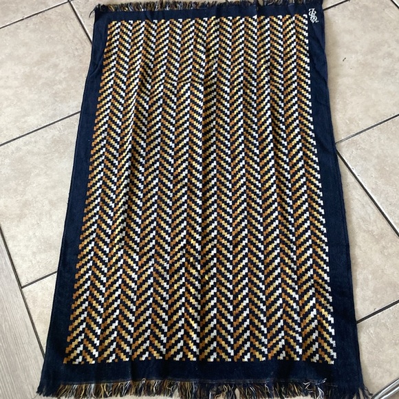 YSL Chevron Patterned Scarf - Picture 2 of 2